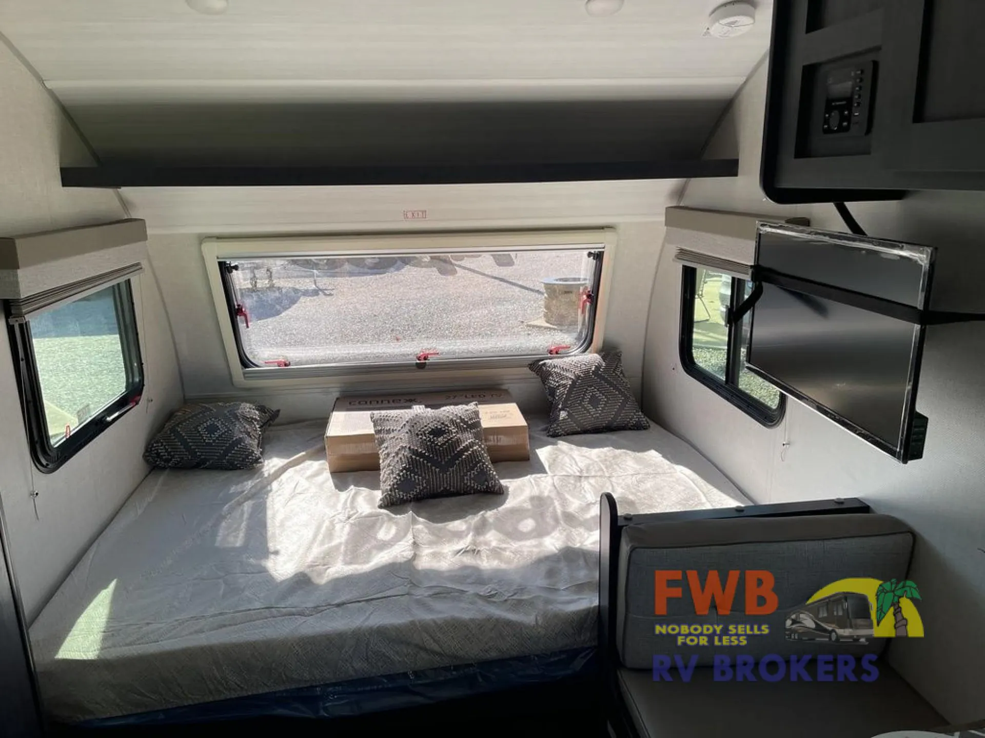 2023 Forest River R-Pod RP-180 — Photo 5