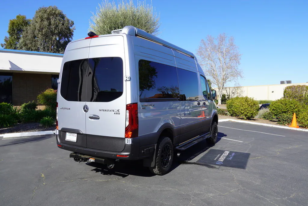 2026 Airstream Interstate 19GTX - Photo 4