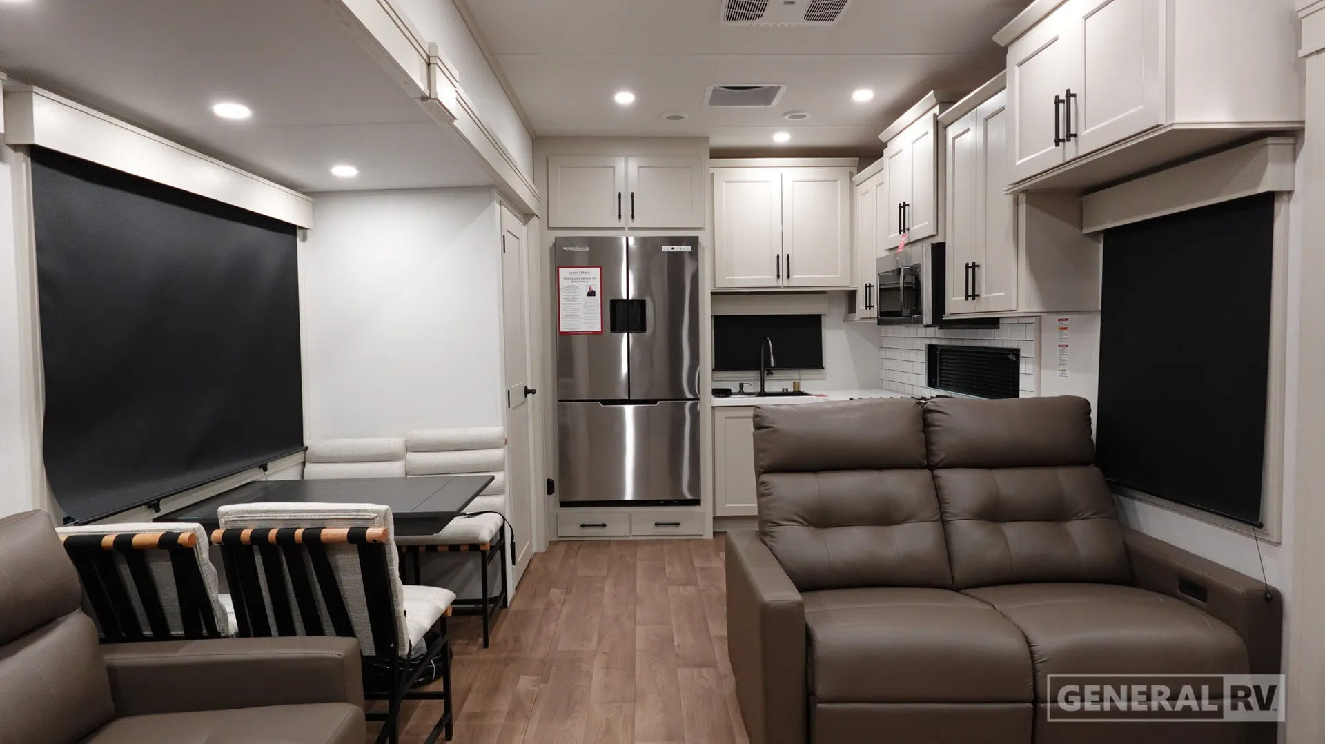 2026 Grand Design Solitude 417KB - Photo 3