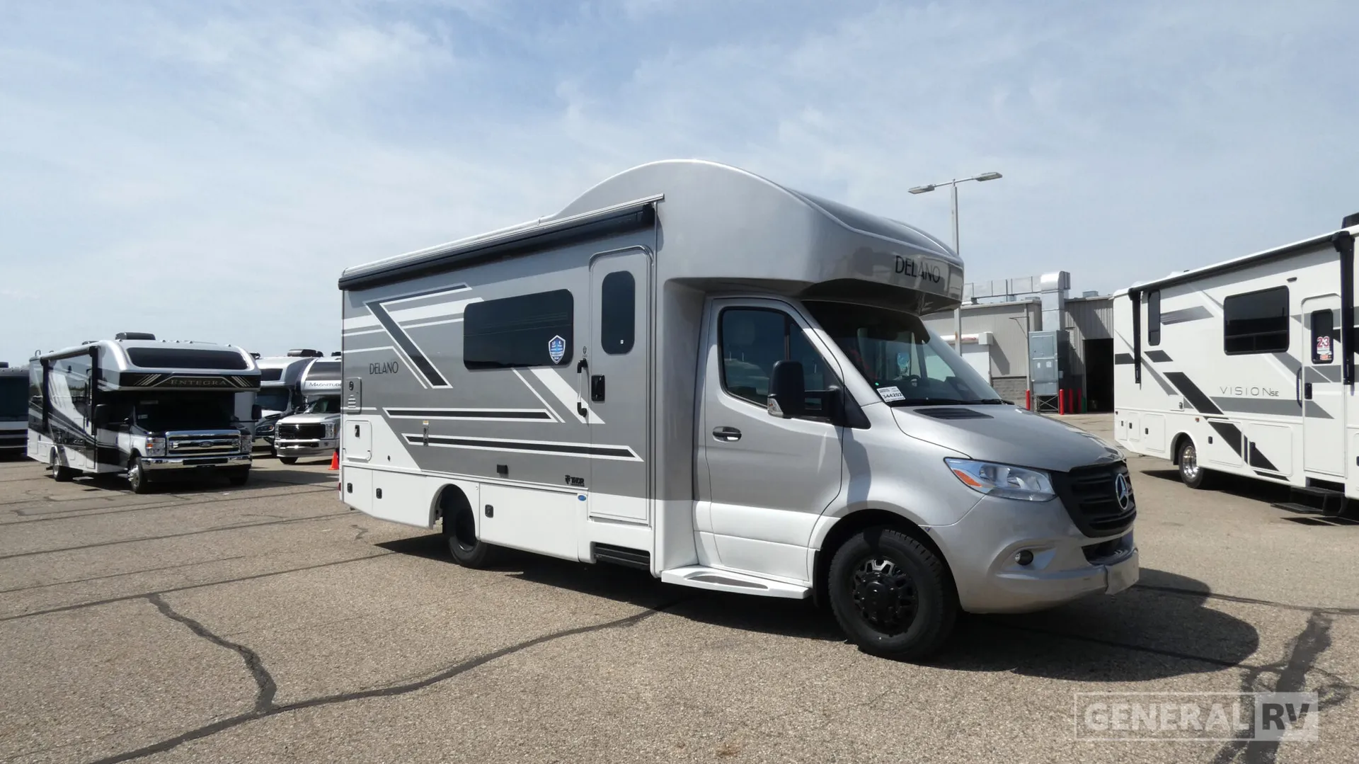 2027 Thor Motor Coach Delano 24FB - Photo 2