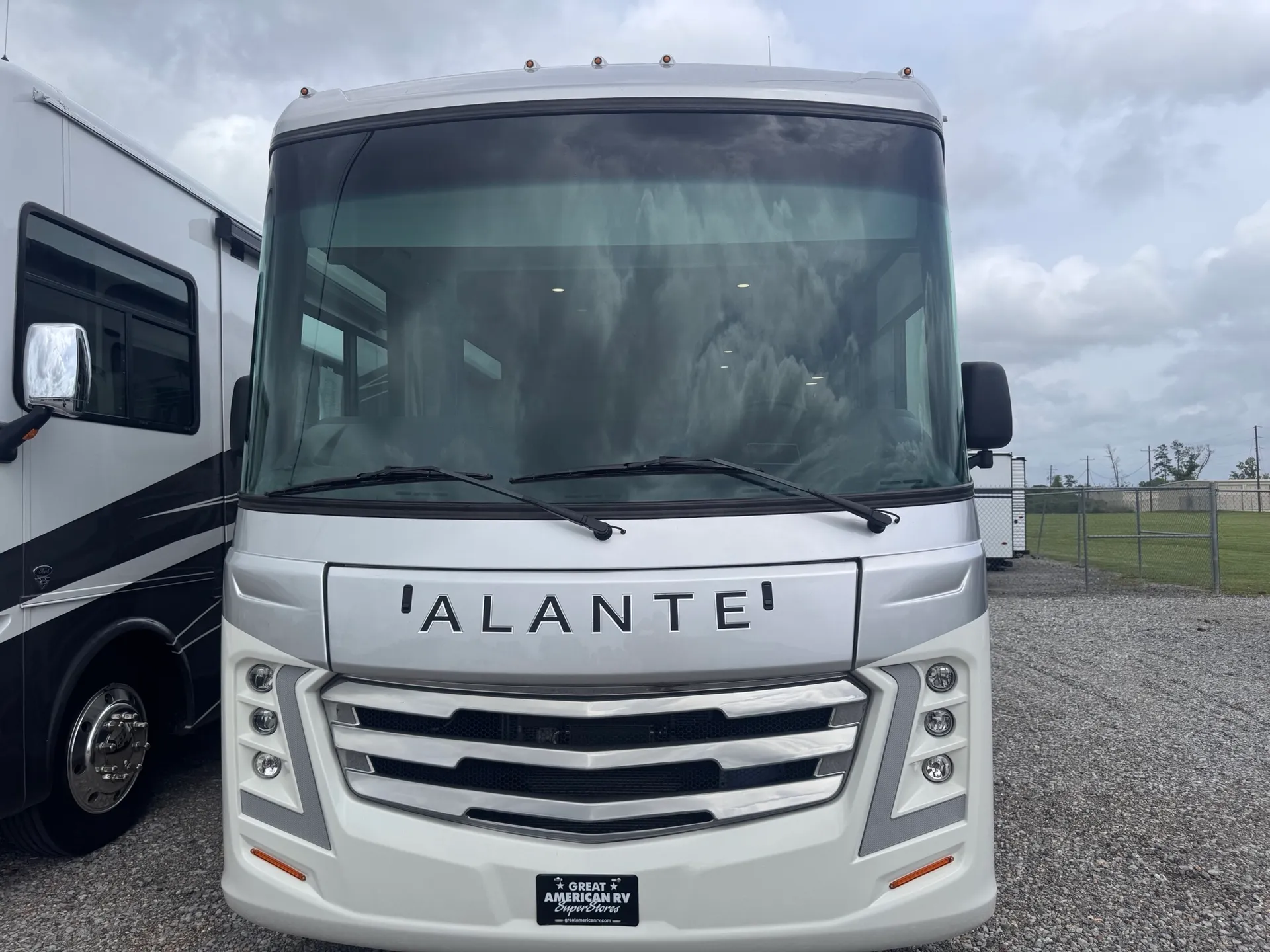 2025 Jayco Alante 29S - Photo 3