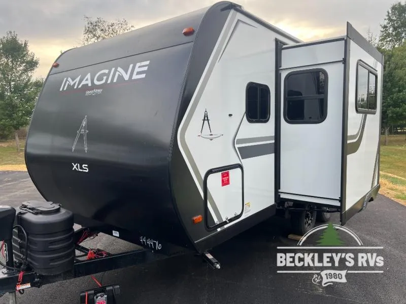 2026 Grand Design Imagine XLS 17MKE - Photo 4