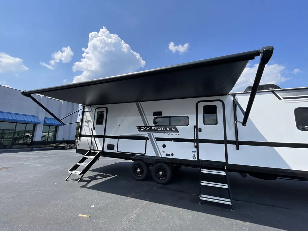 2027 Jayco Jay Feather 29BHB, Photos photo 26