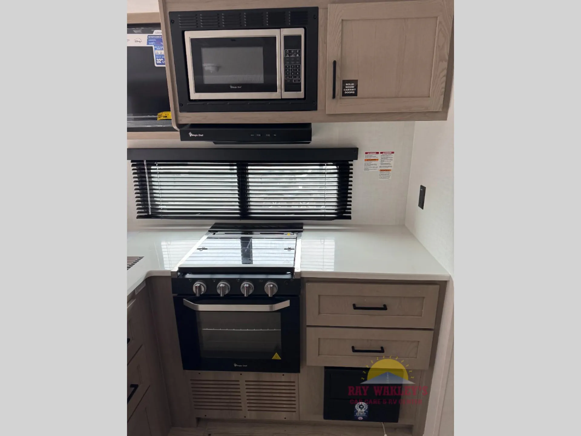 2026 Forest River Rockwood Mini Lite 2513S — Photo 7