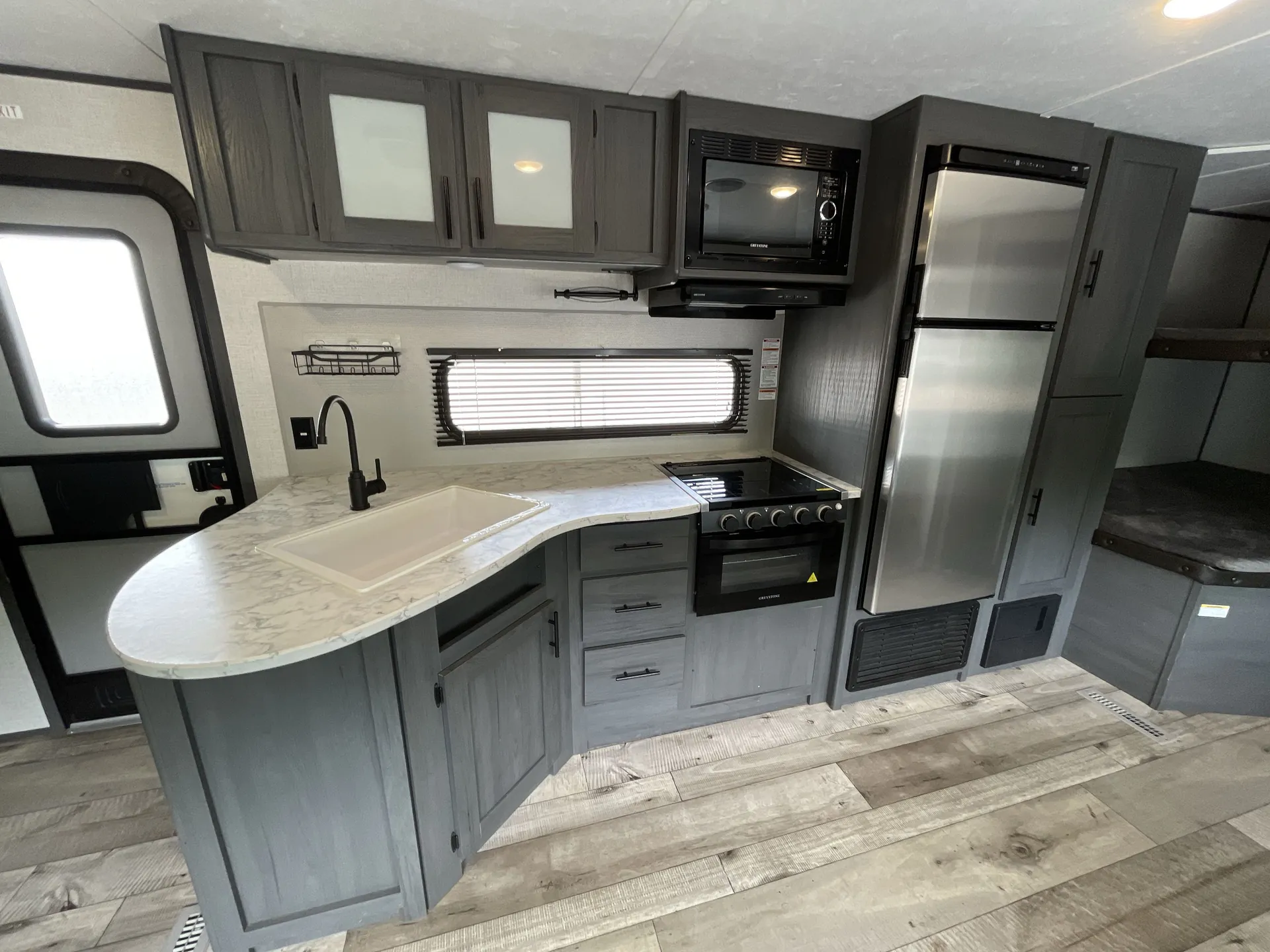 2022 Dutchmen Aspen Trail LE 26BH - Photo 4