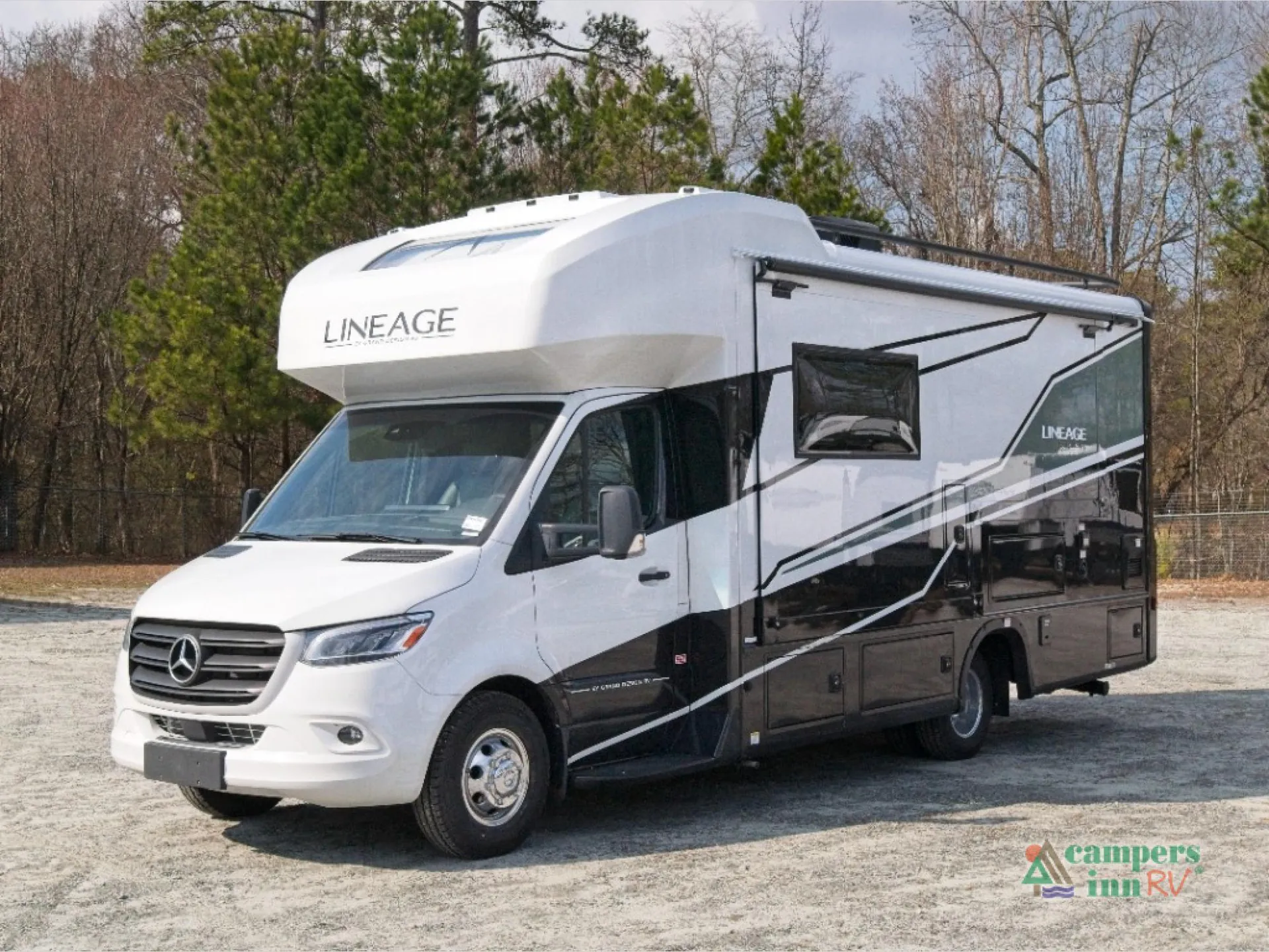 2025 Grand Design Lineage Series M 25FW - Photo 3
