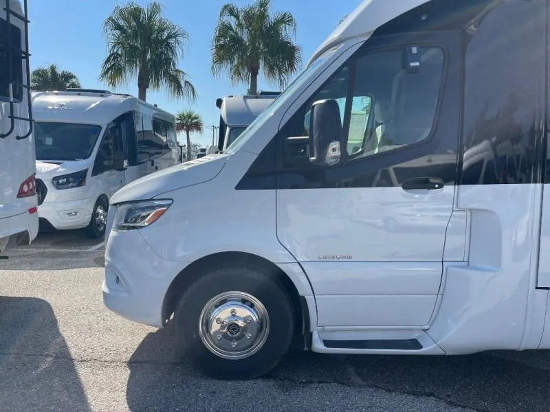 2026 Leisure Travel Unity 24TB - Photo 3