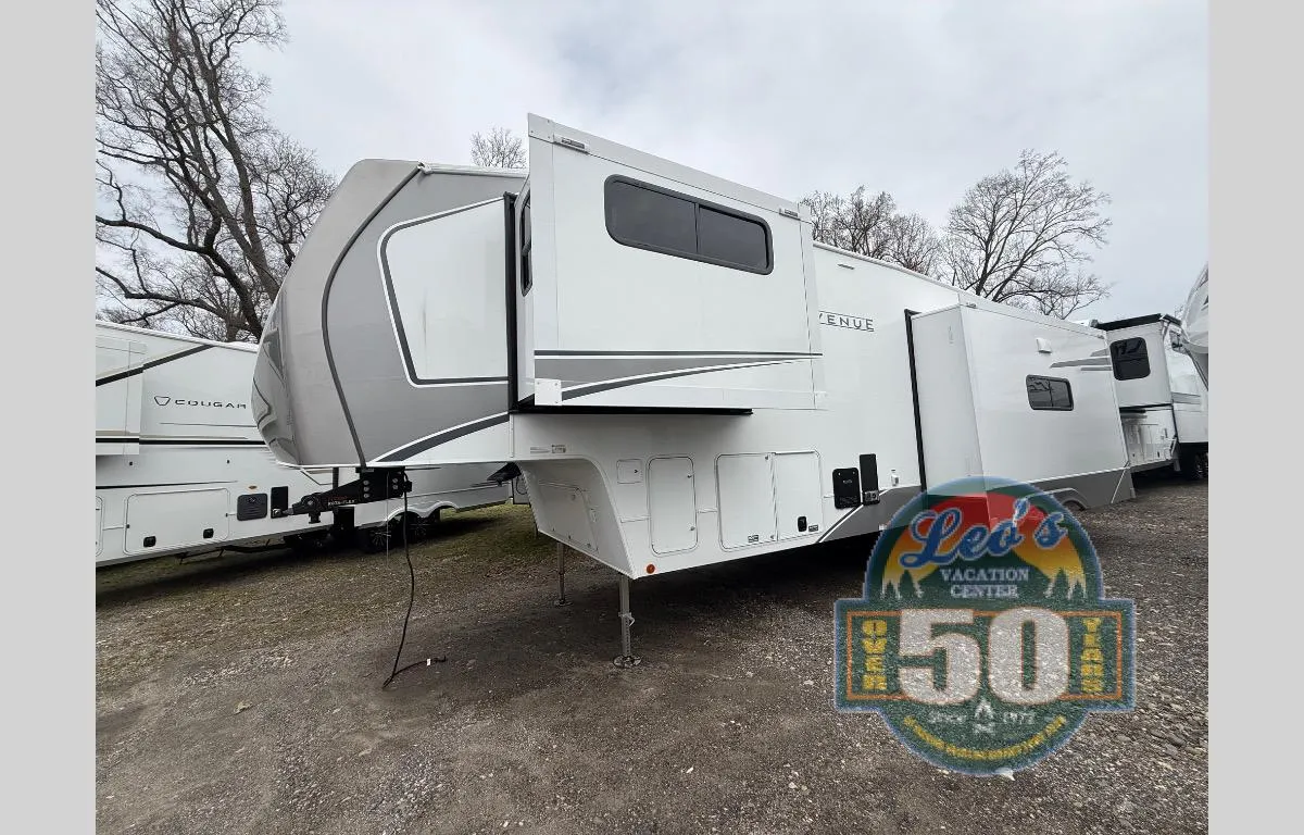 2026 Alliance RV Avenue 32RLS - Photo 3