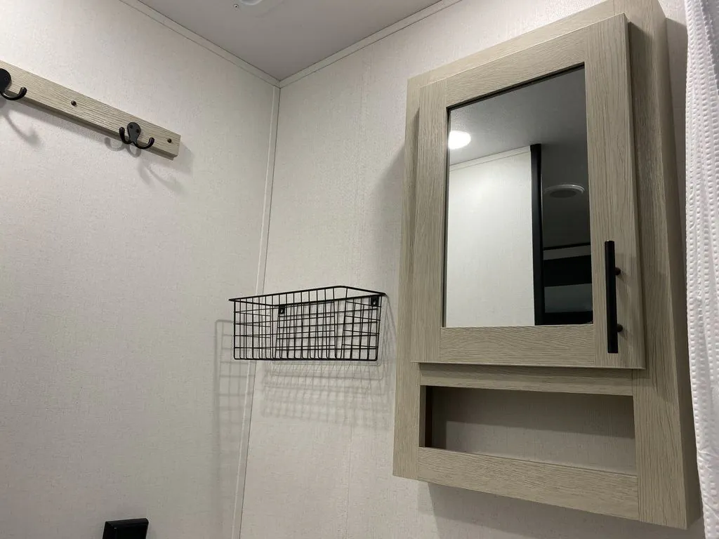 2026 Shasta RVs i-5 Edition 530BQB, Photos photo 46