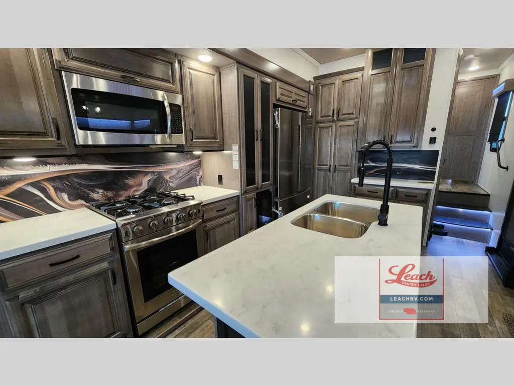 2021 Forest River Cedar Creek Champagne Edition 38EL, Photos photo 12
