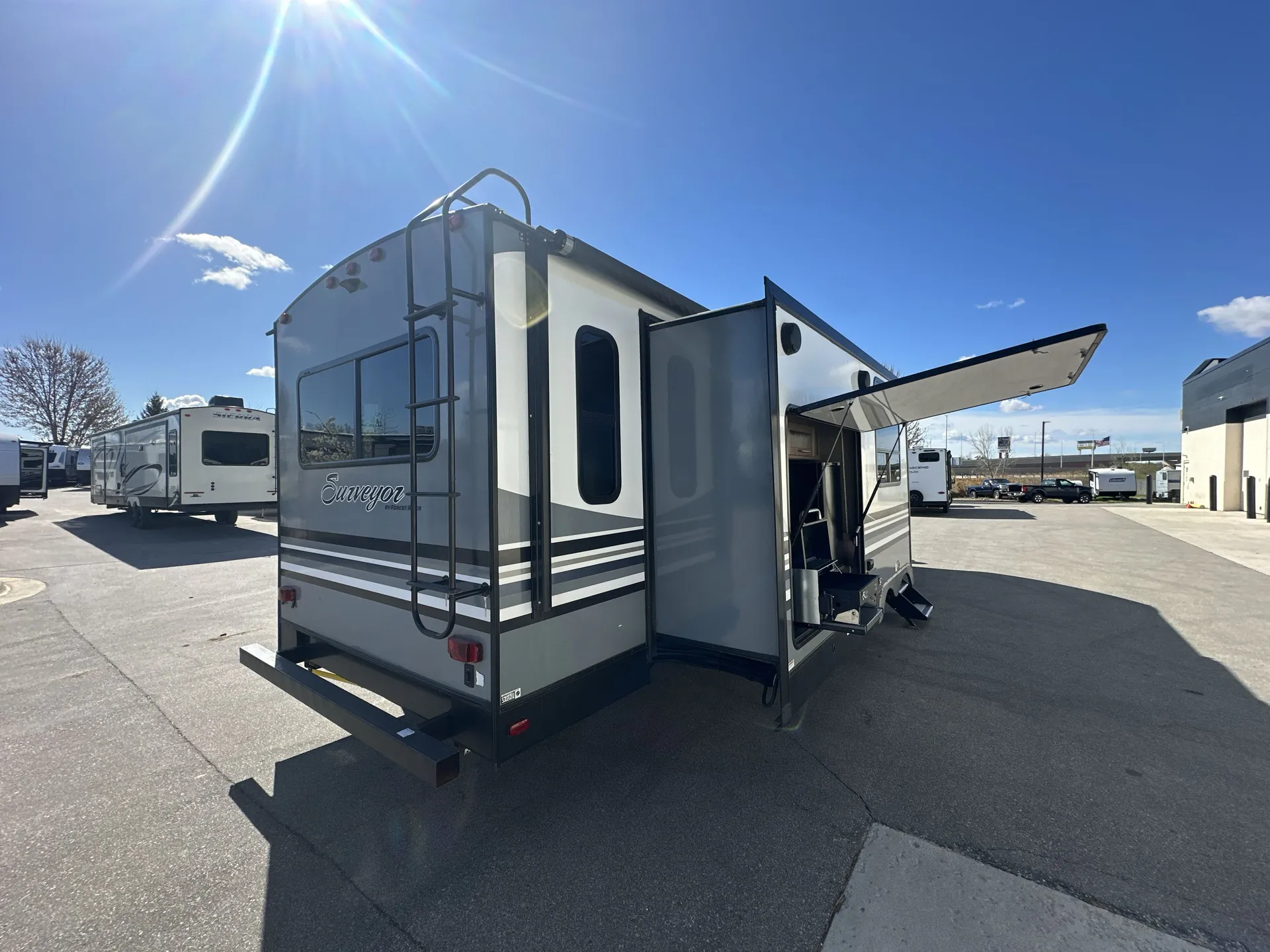 2018 Forest River Surveyor 33KRLOK — backside