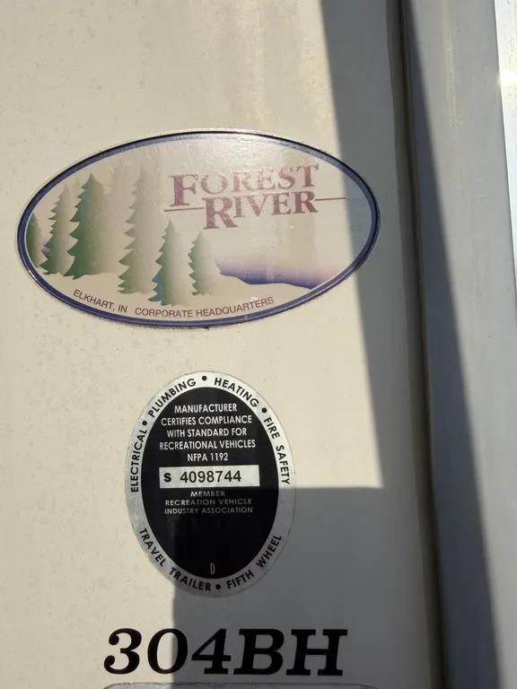 2016 Forest River Cherokee 304BH, Photos photo 10