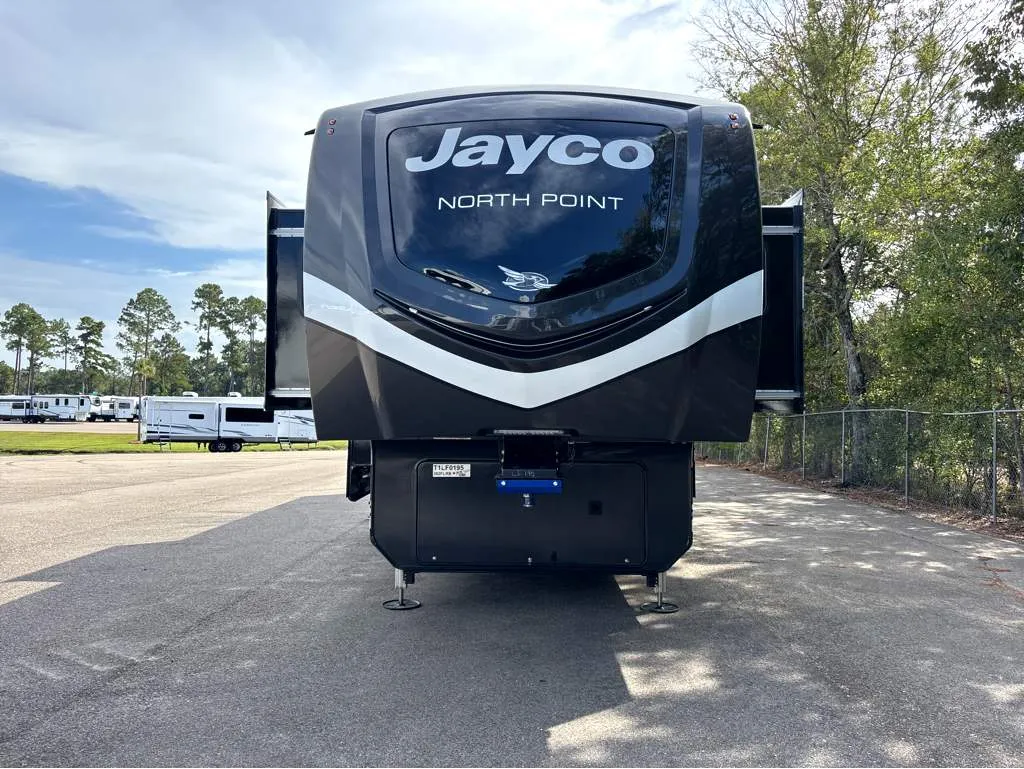 2026 Jayco North Point 382FLRB - Photo 4