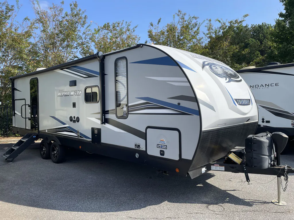 2022 Forest River Cherokee Alpha Wolf 26RB-L, Photos photo 5