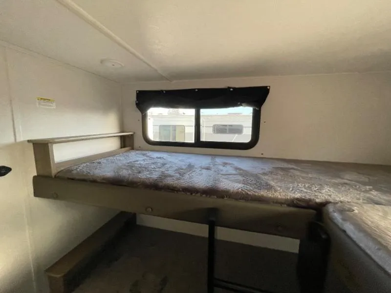 2026 Coachmen Freedom Express Select 30SE, Photos photo 42