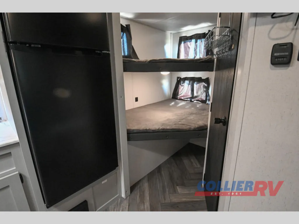 2022 Forest River Wildwood FSX 178BHSK, Photos photo 15
