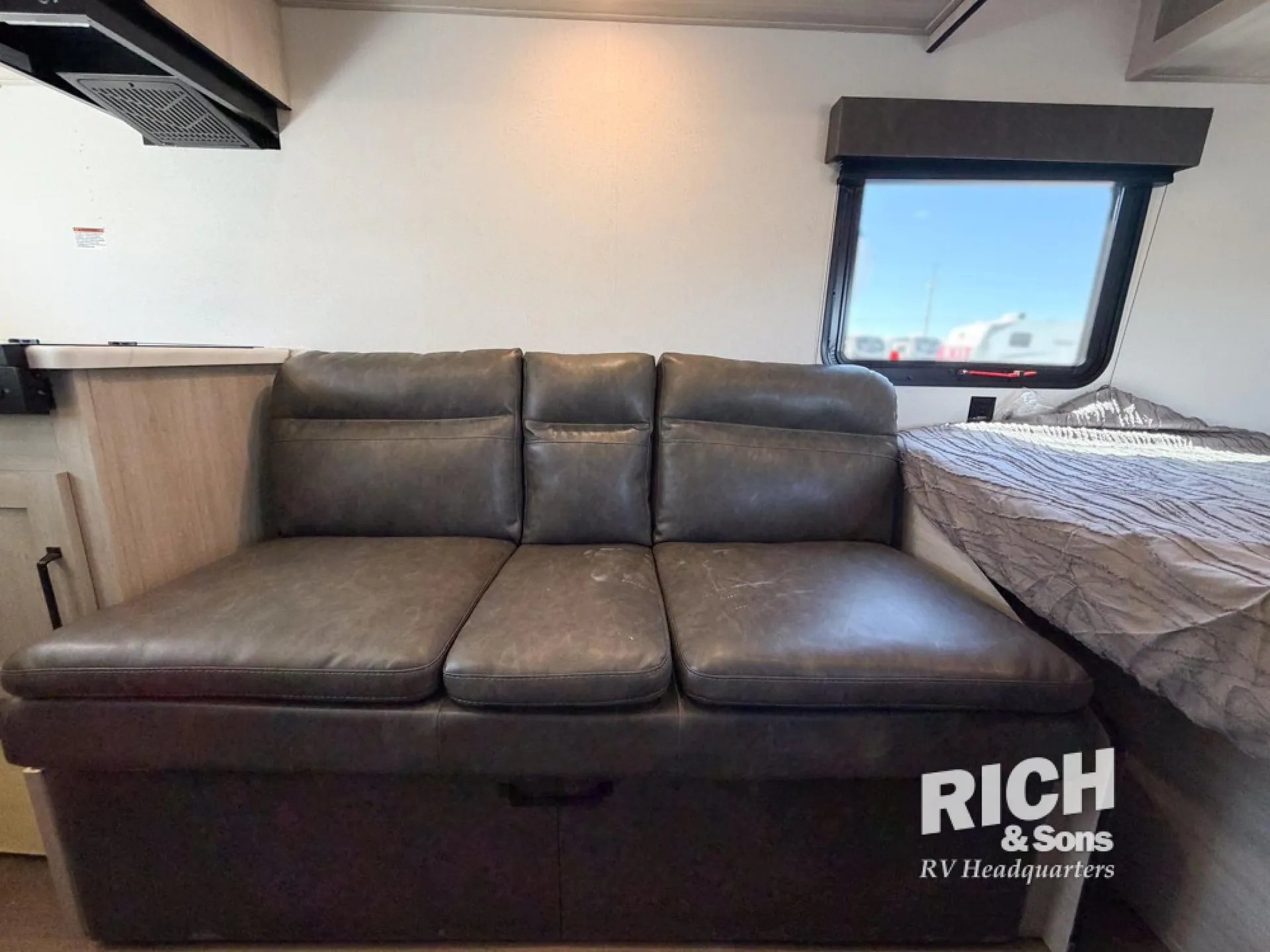 2026 Forest River Puma Camping Edition 121RKCE - Photo 4