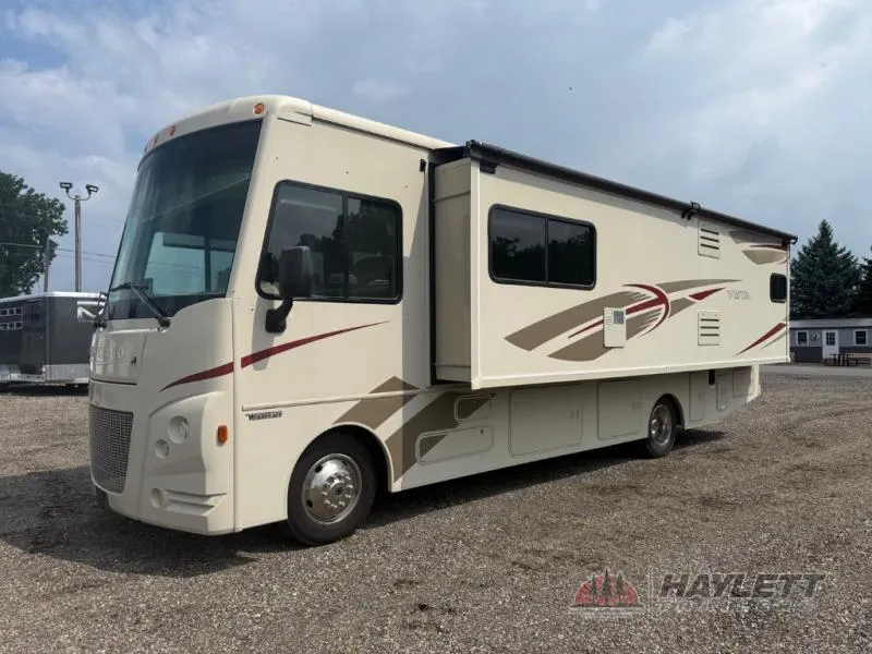 2017 Winnebago Vista 29V - Photo 3