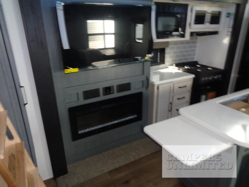 2026 Forest River Puma Vista 421LFT, Photos photo 14