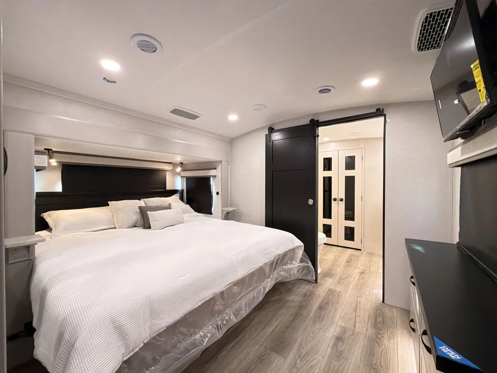 2026 Jayco North Point 387FBTS, Photos photo 12