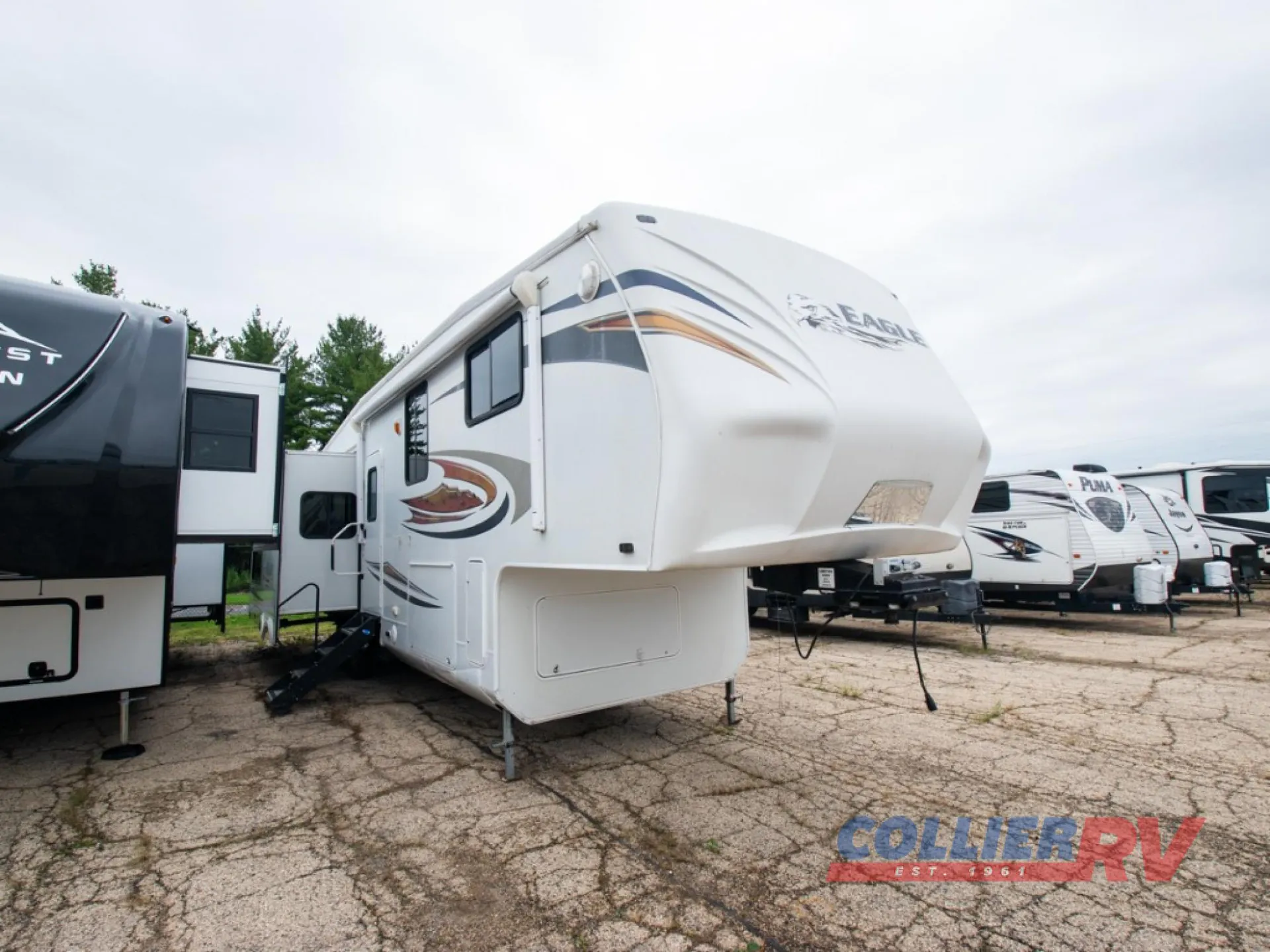 2011 Jayco Eagle 351RLTS - Photo 2