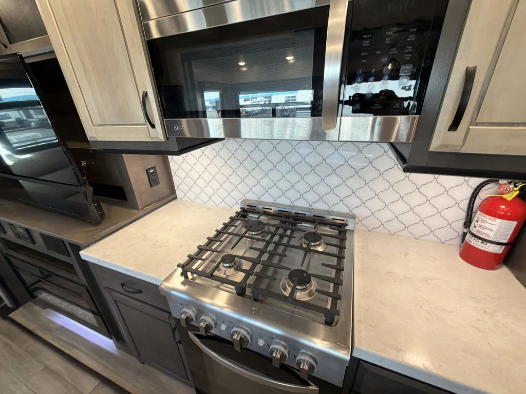 2022 Forest River Cedar Creek Champagne Edition 38EL, Photos photo 10