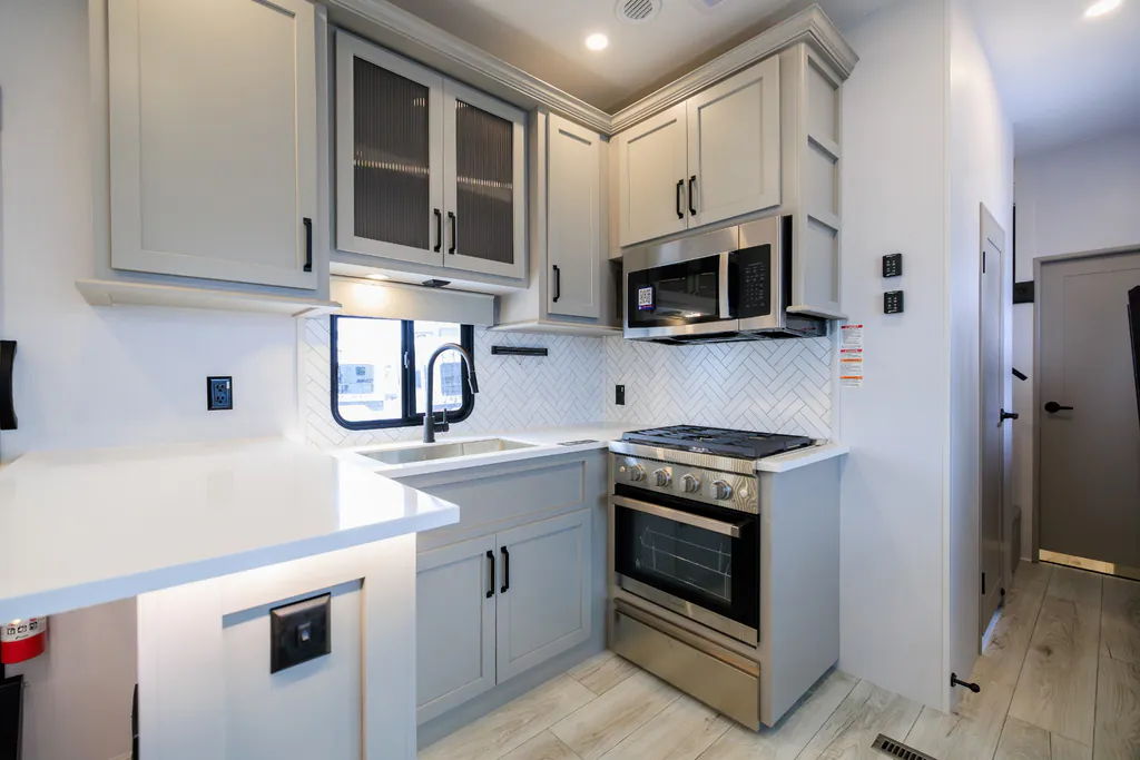 2026 Keystone Montana High Country 377FL, Photos photo 17