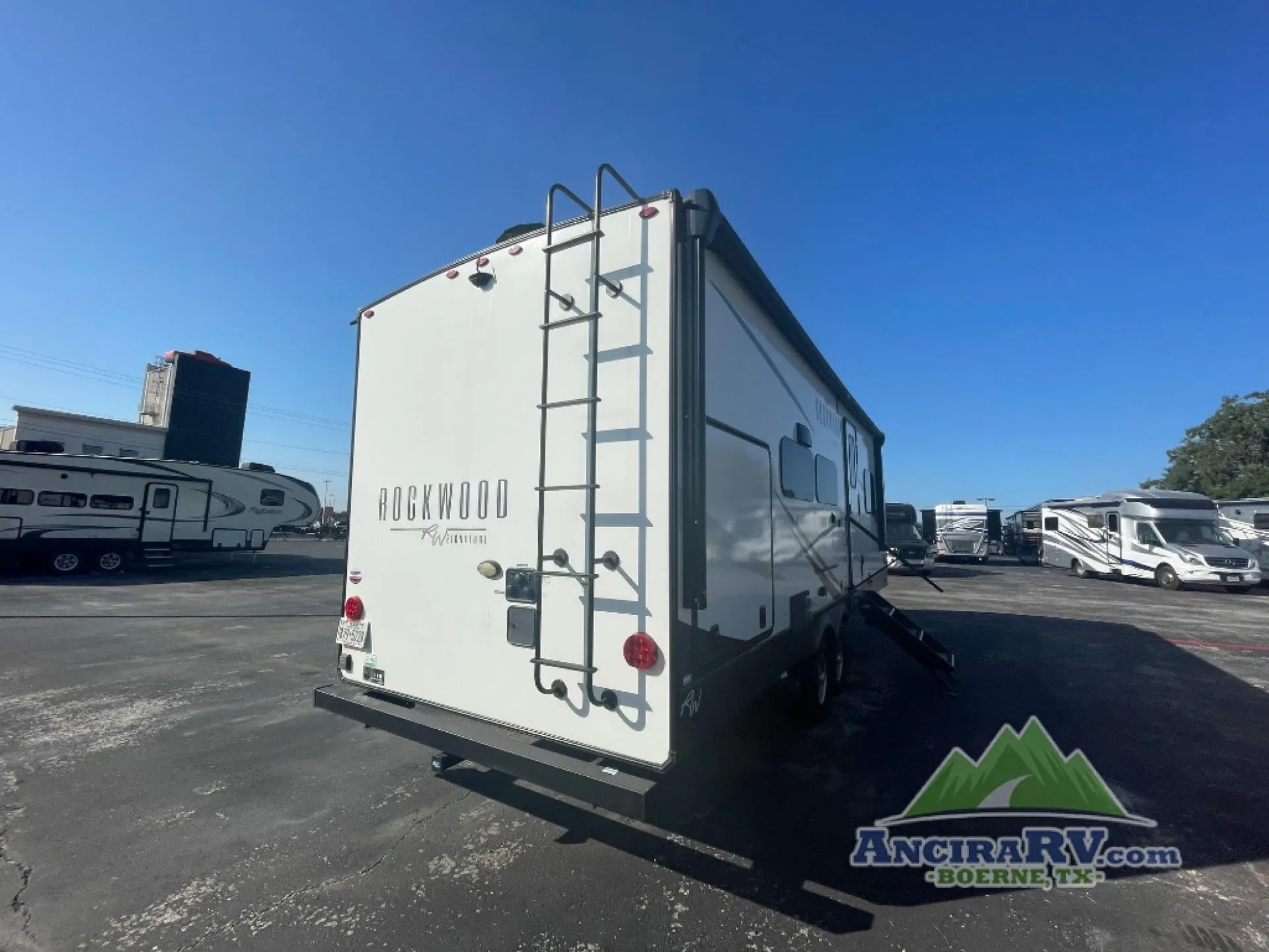 2025 Forest River Rockwood Signature 8265KBS — Photo 5