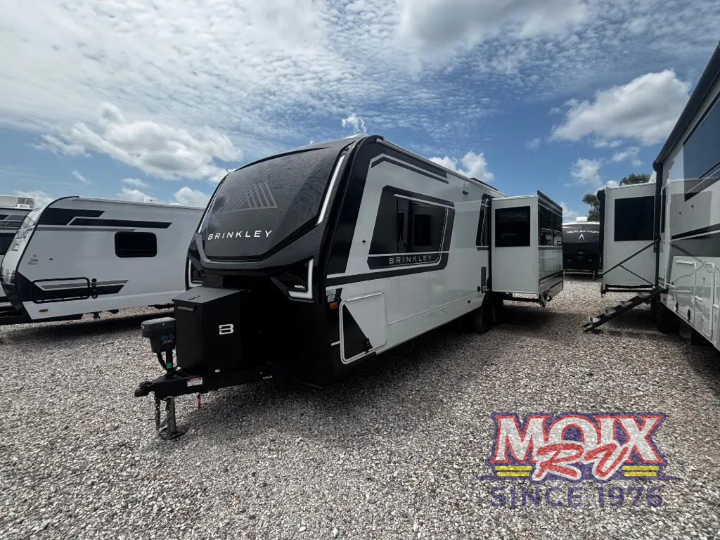 2025 Brinkley Model Z Air 285, Photos photo 3