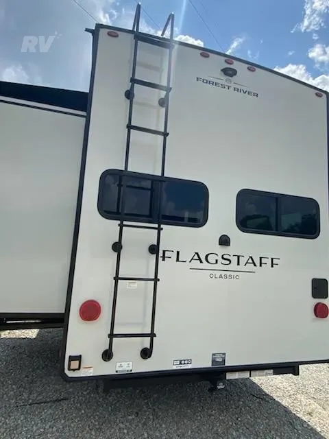 2027 Forest River Flagstaff Classic Traveler 301CRK - Photo 3