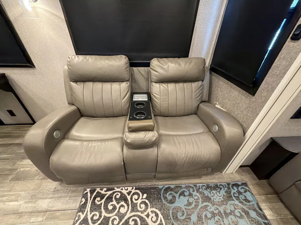 2021 Jayco North Point 387FBTS, Photos photo 41