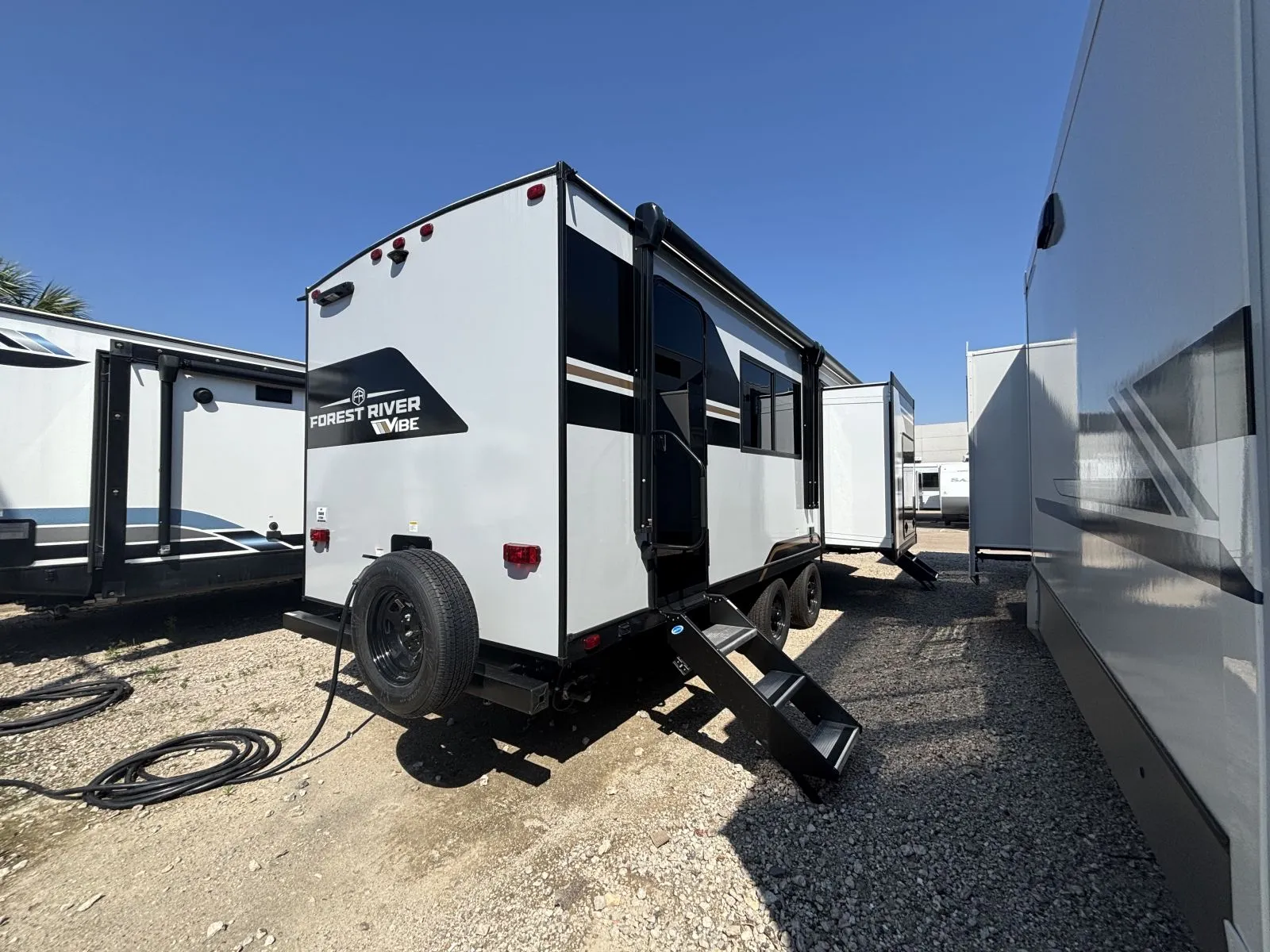 2026 Forest River Vibe 2500FIK - Photo 3
