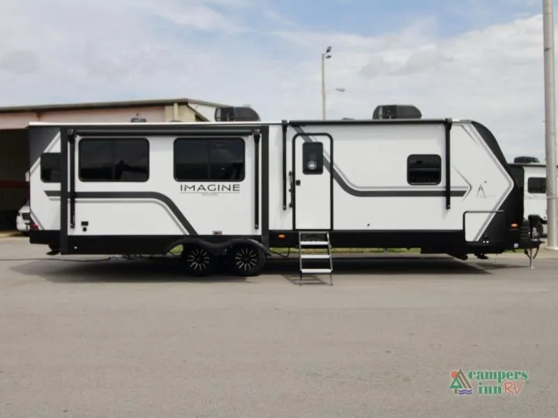 2026 Grand Design Imagine 2970RL - Photo 3