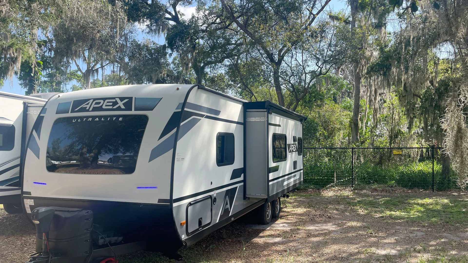 2023 Coachmen Apex Ultra-Lite 251RBK - Photo 2