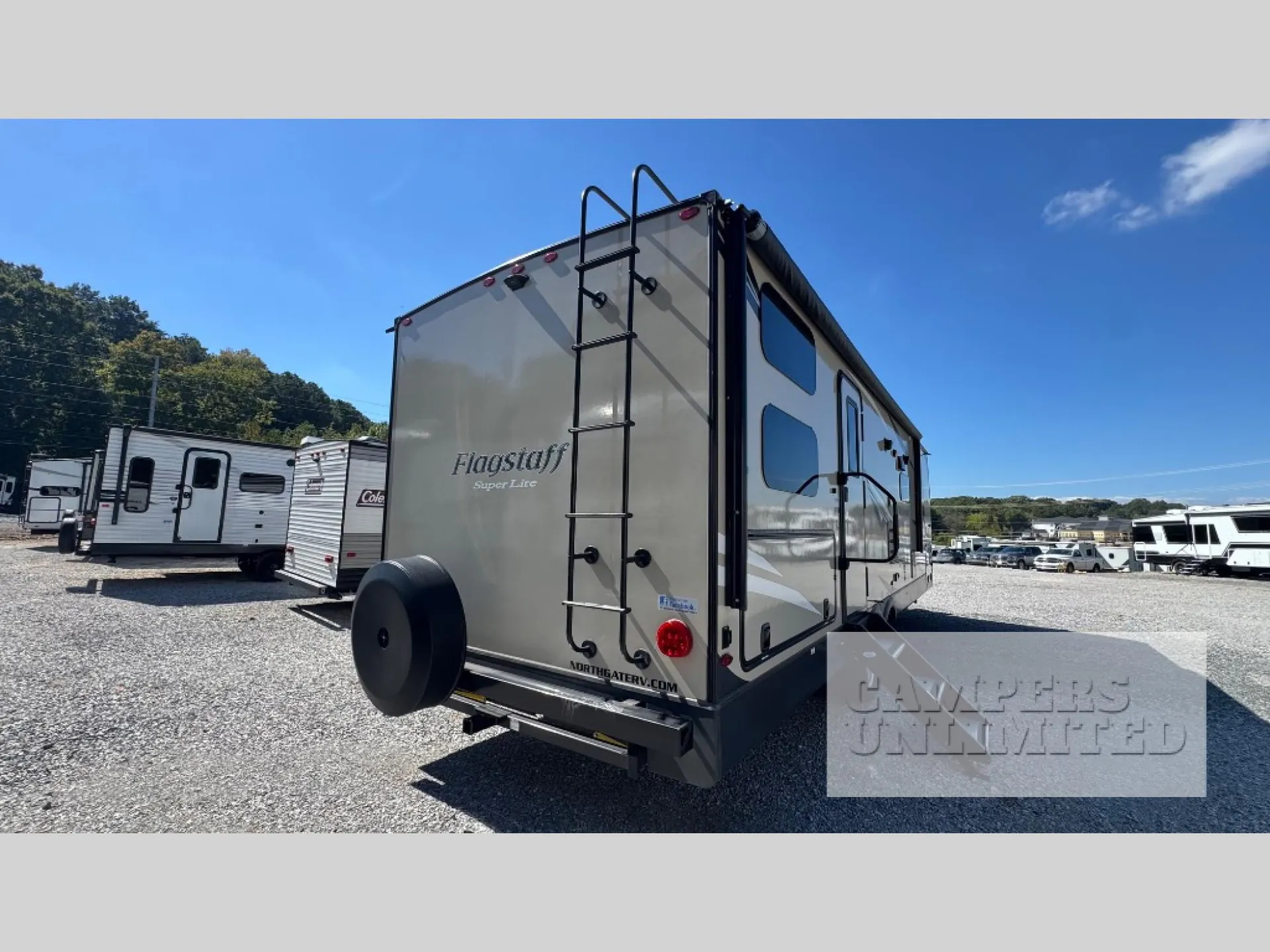 2020 Forest River Flagstaff Super Lite 27BHWS — Photo 5