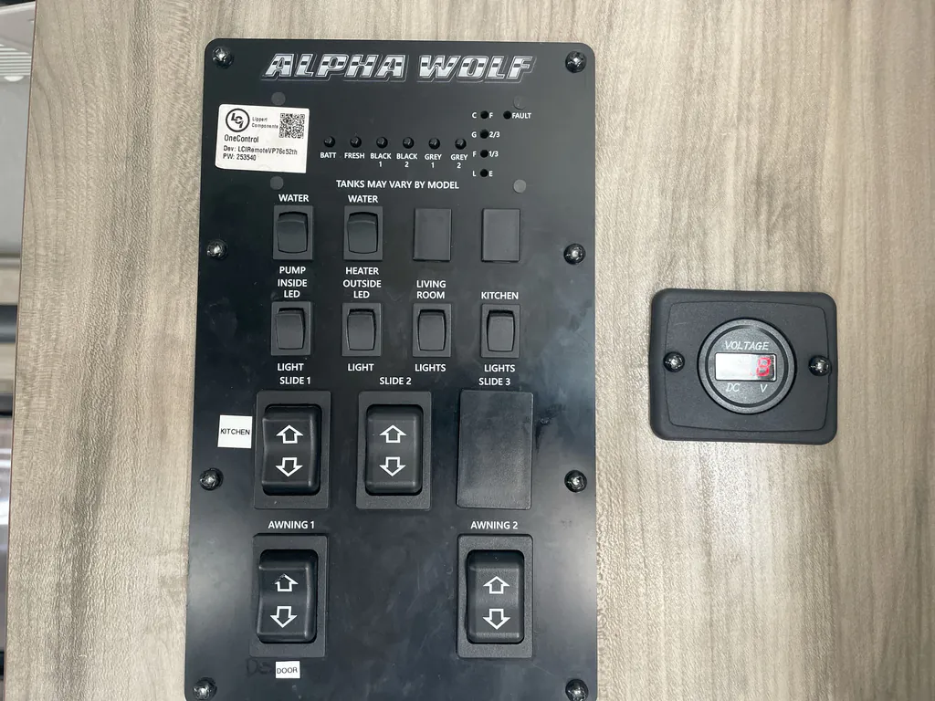 2021 Forest River Cherokee Alpha Wolf 26RL-L, Photos photo 21