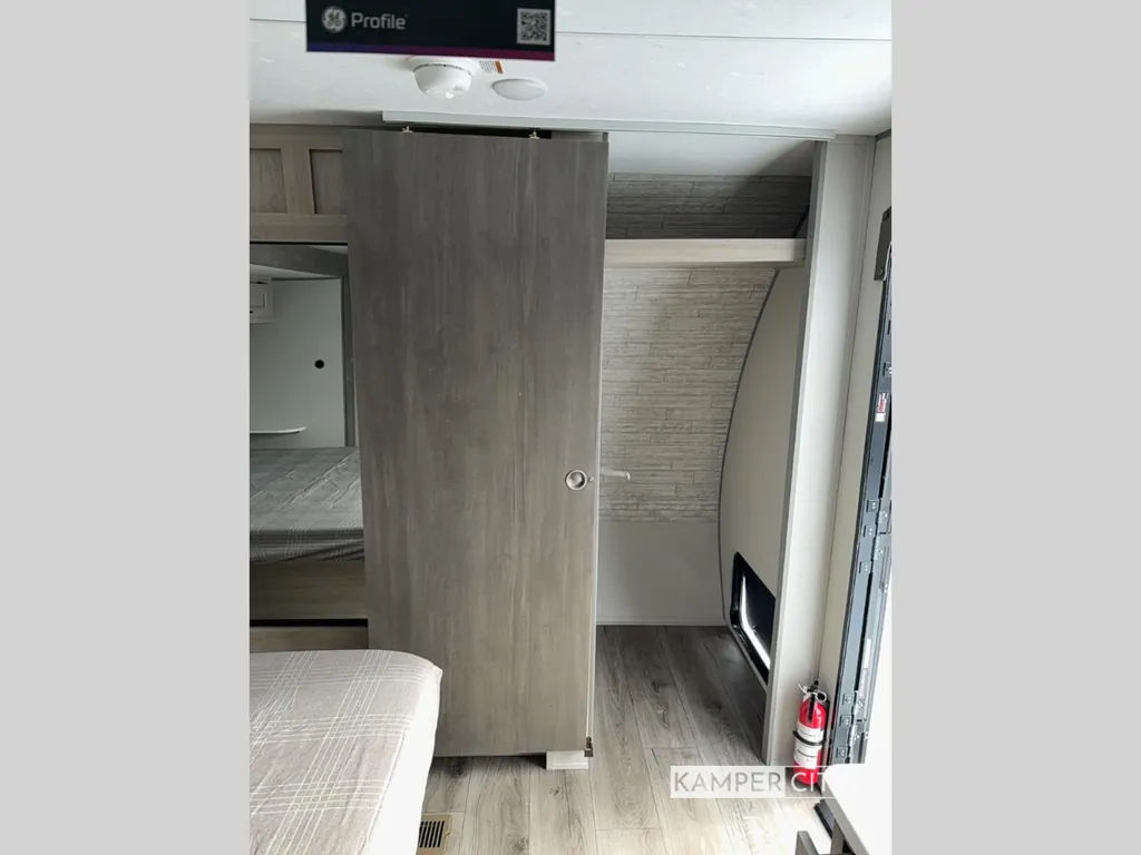 2026 Coachmen Catalina Legacy Edition 333DORM, Photos photo 54