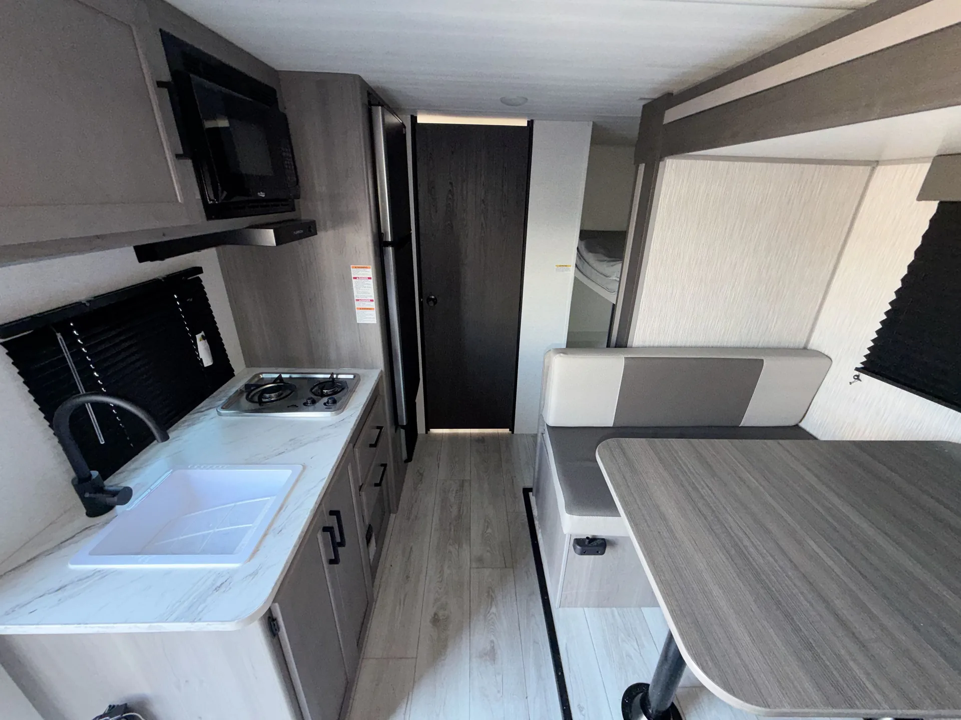 2025 Keystone Hideout Sport 176BH — living area main