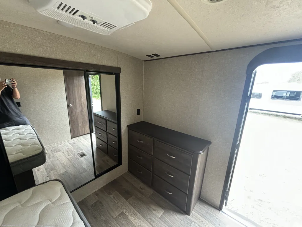 2018 Forest River Vibe 278RLS, Photos photo 23