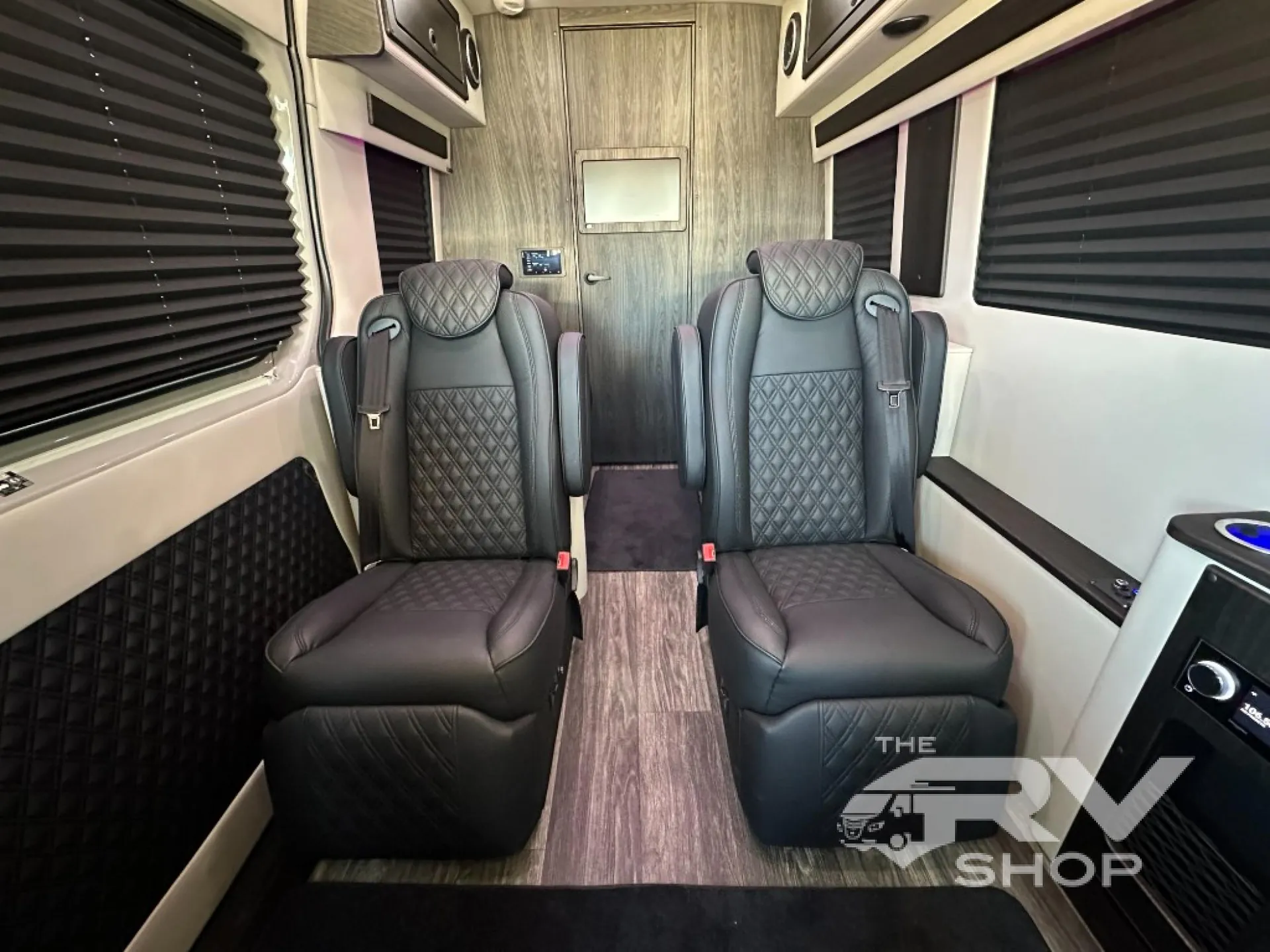 2026 OGV Luxury Coach V-Cruise 8OBA - Photo 3
