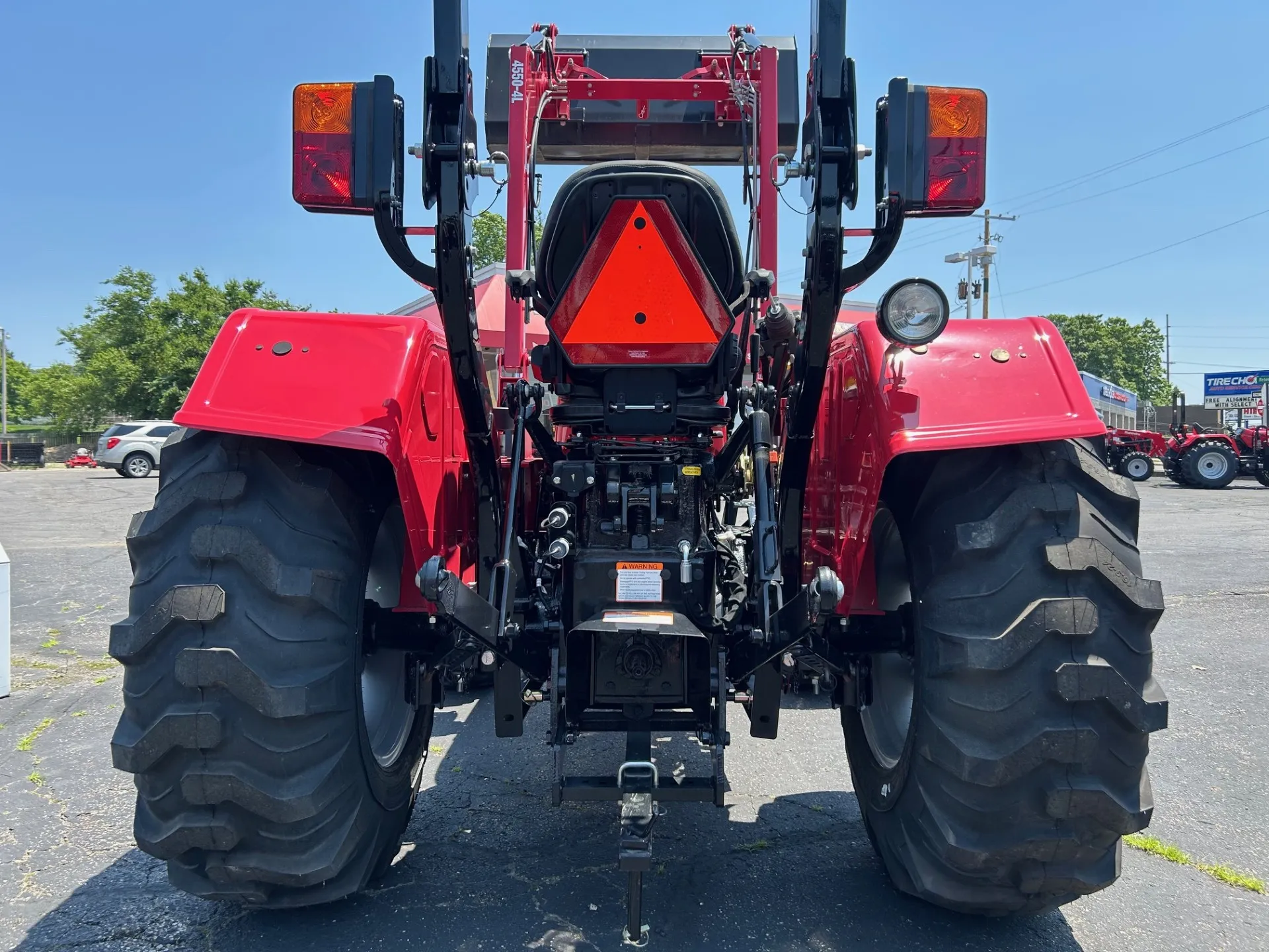 2025 Mahindra 4550 4550 4WD - Photo 4