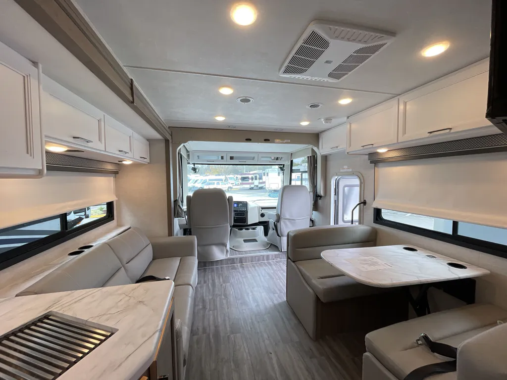 2026 Thor Motor Coach Freedom Traveler A29, Photos photo 3