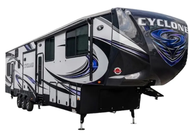 Heartland Cyclone 3418 exterior