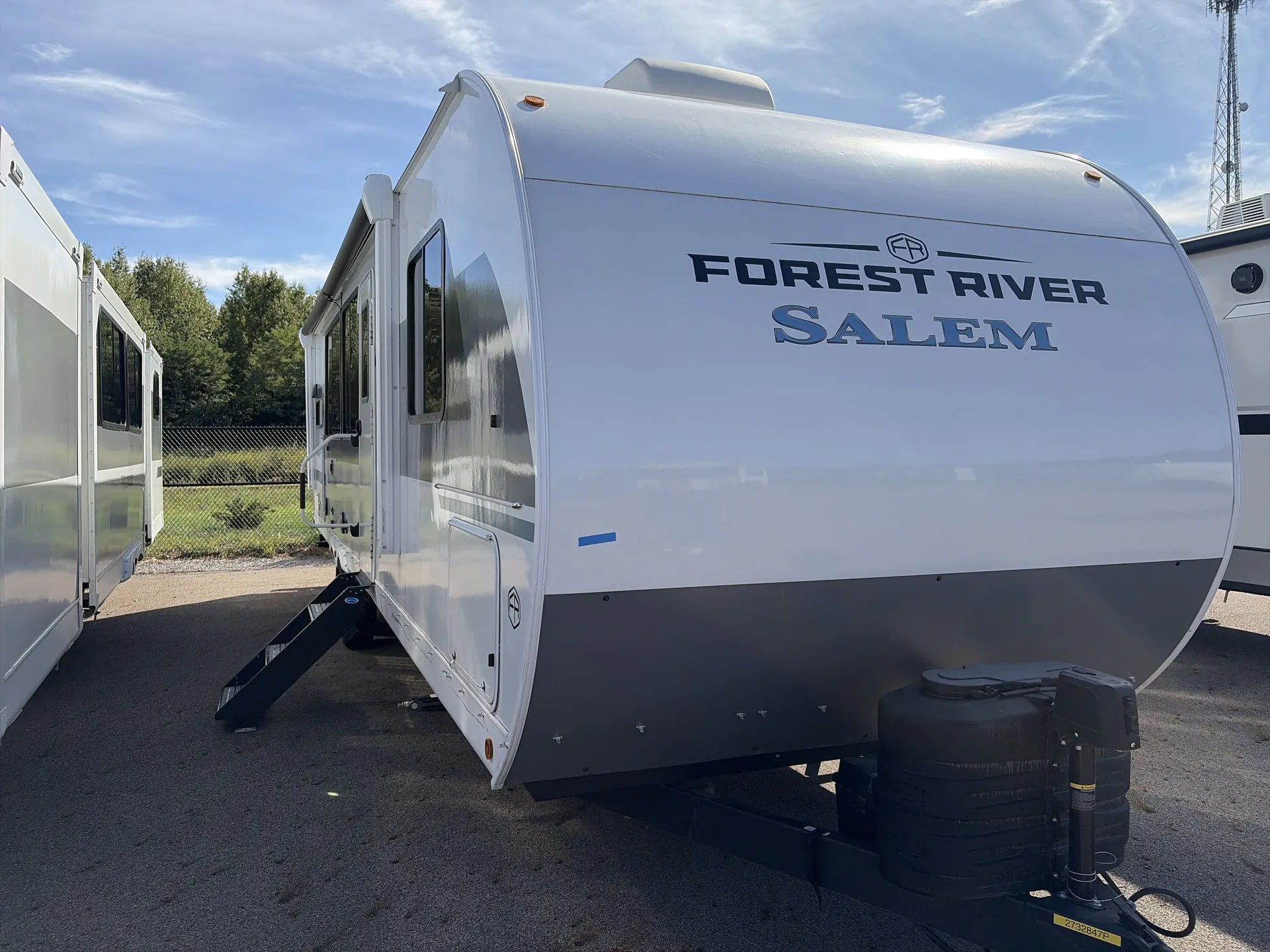 2025 Forest River Salem 29VIEW