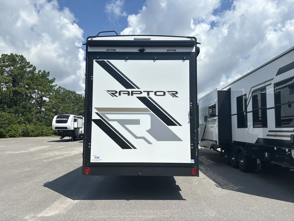 2025 Keystone Raptor 415, Photos photo 3