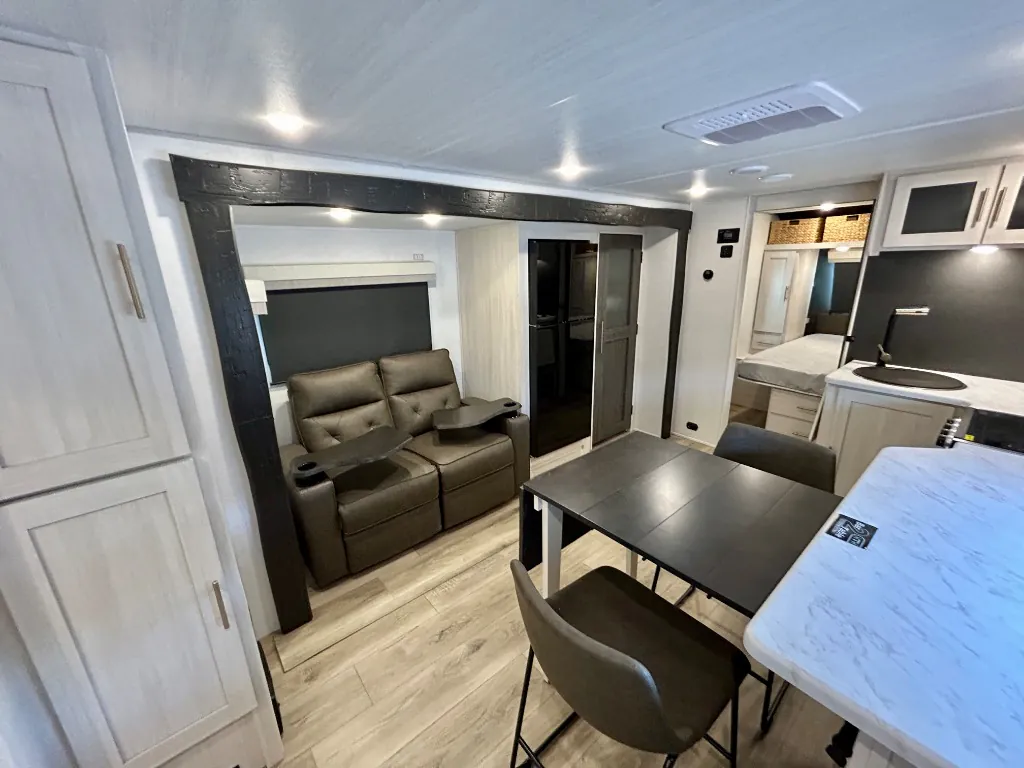 2026 Forest River R-Pod Un-Mapped 22RB, Photos photo 2