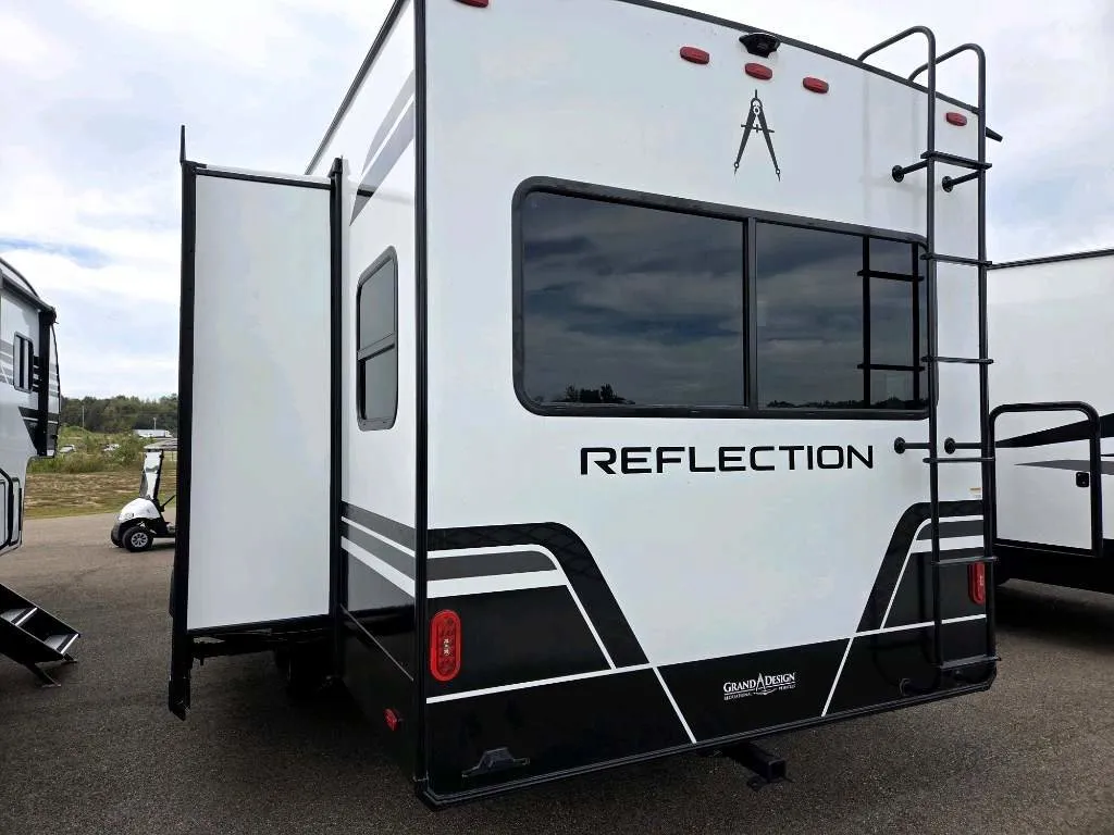 2026 Grand Design Reflection 150 Series 295RL - Photo 4