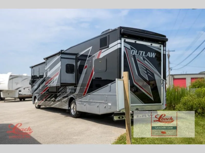 2025 Thor Motor Coach Outlaw 38KB - Photo 4