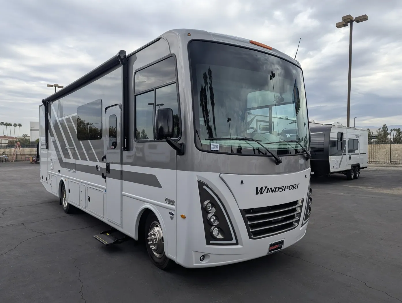2026 Thor Motor Coach Windsport 29L - Photo 2