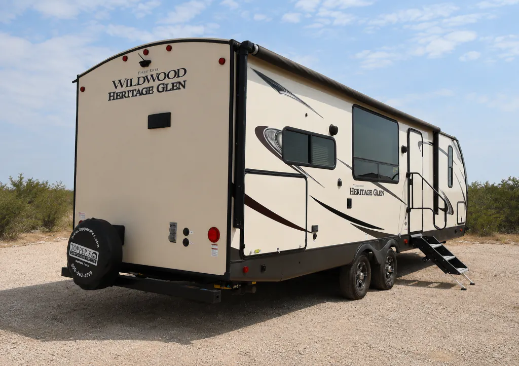 2020 Forest River Wildwood Heritage Glen 283RK dealer photo 4 from San Antonio RVs